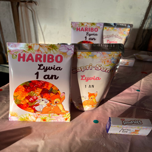 Paquet de bonbons CapriSun Thème Bambi et Panpan Paquet de bonbons CapriSun Thème Bambi et Panpan