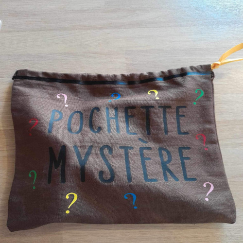 Pochette mystère entterrement vie de jeune fille